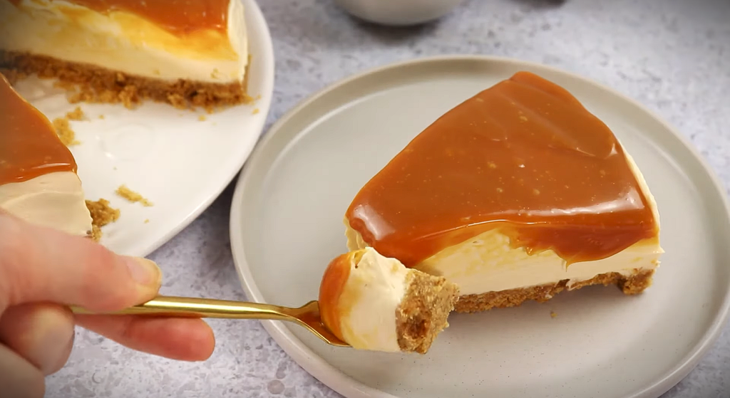 Salted Caramel Cheesecake