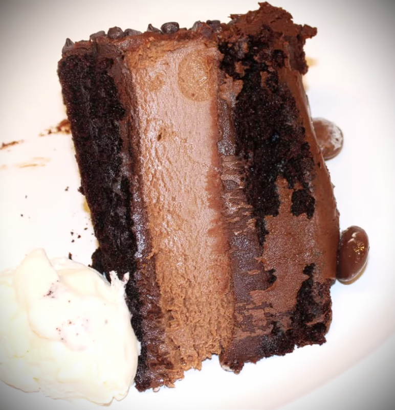 Hershey’s Chocolate Bar Cheesecake