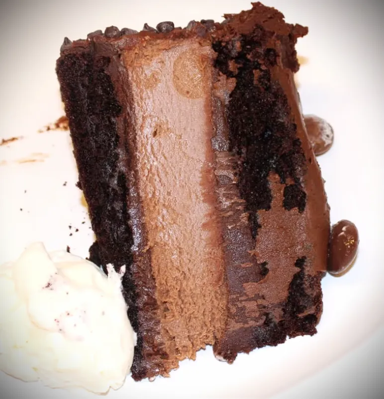 Hershey’s Chocolate Bar Cheesecake