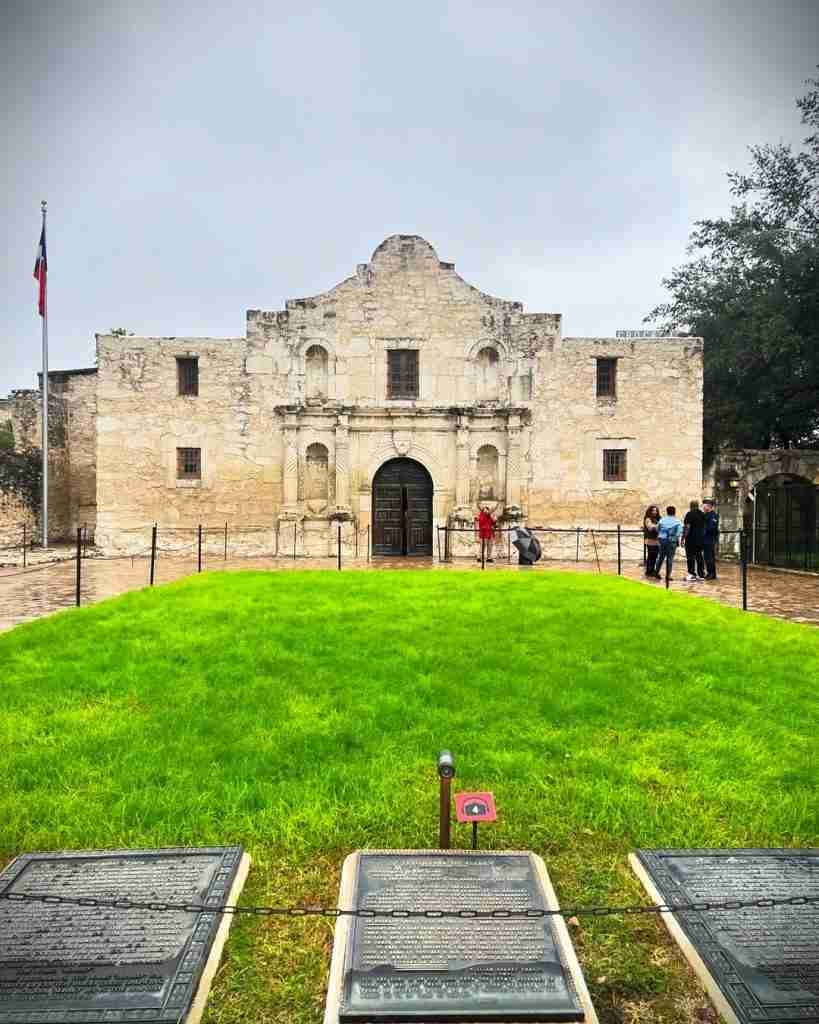Visit The Alamo