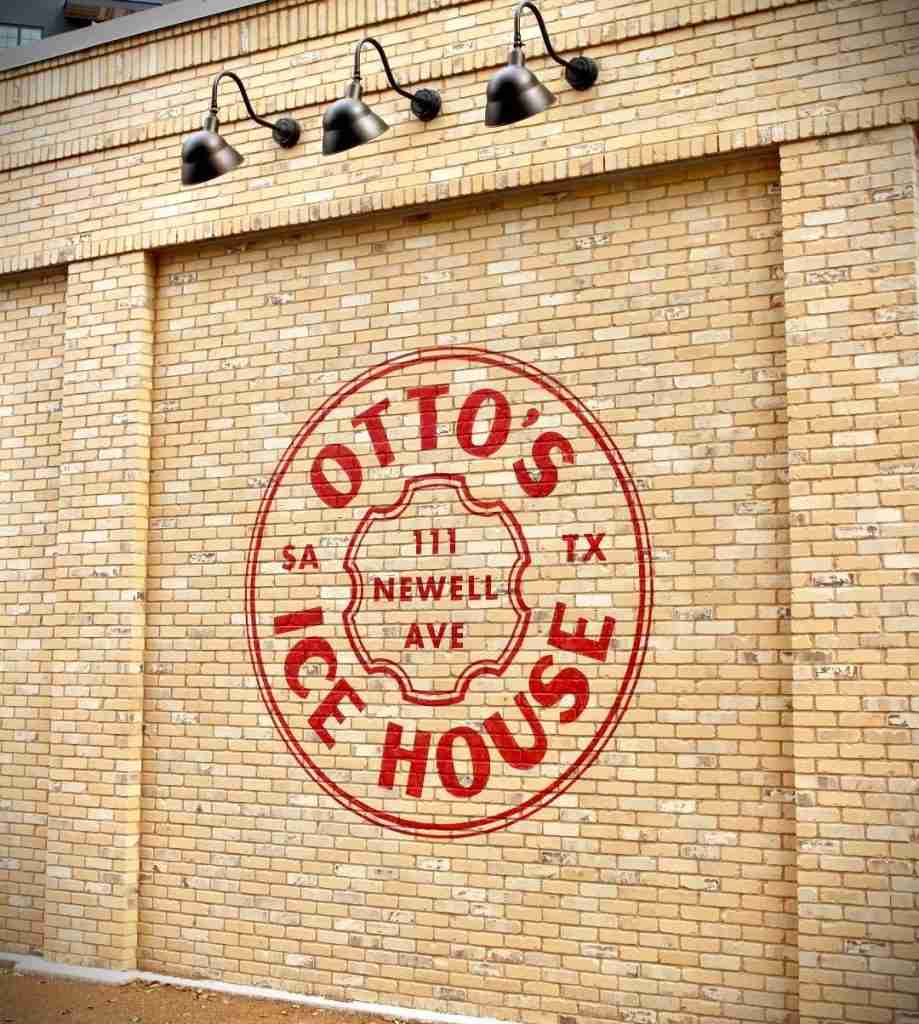 Otto’s Ice House