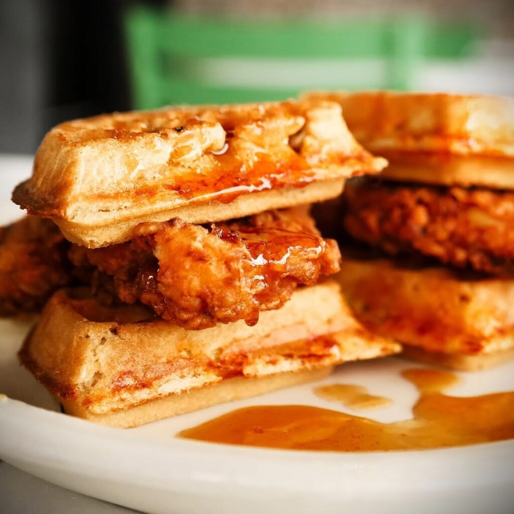 The Toasted Yolk Cafe