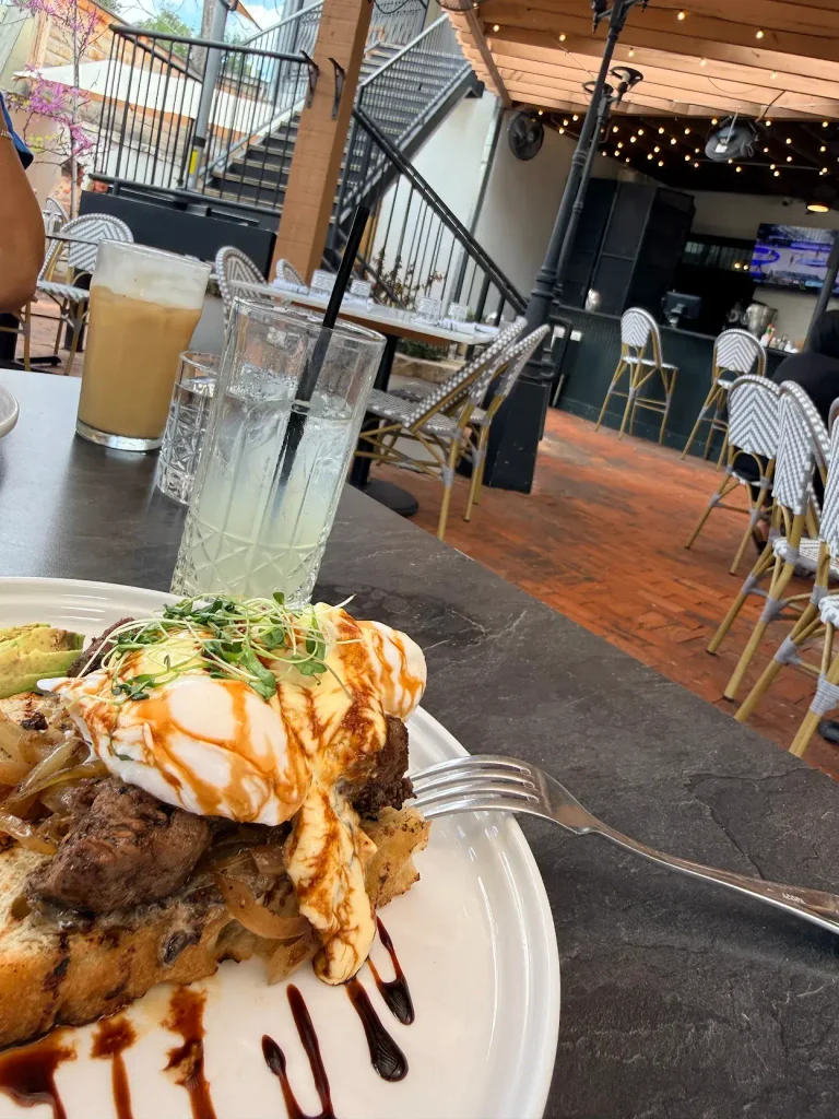Blush Restaurant & Bakery